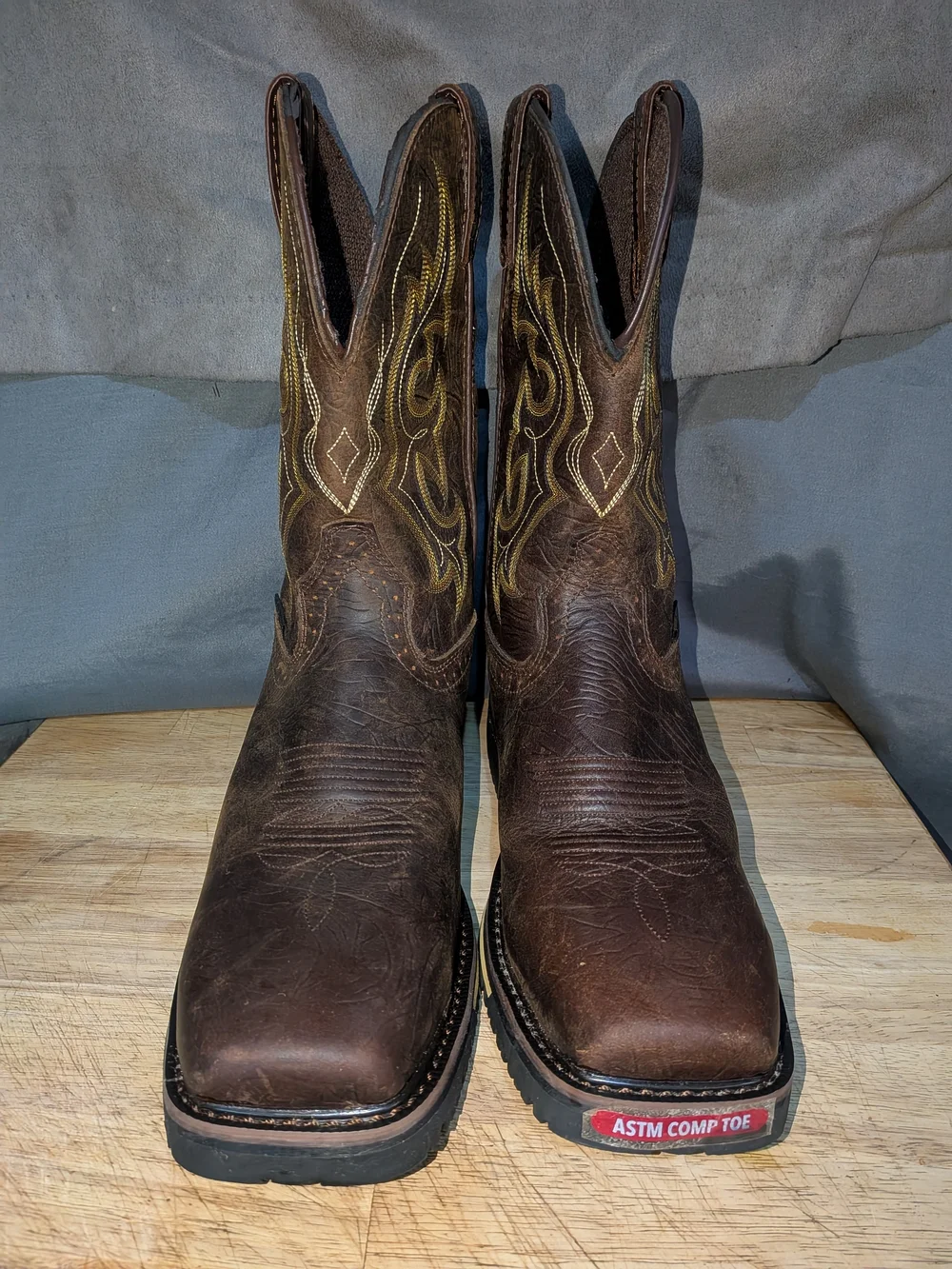 Justin Boots Men display picture 3